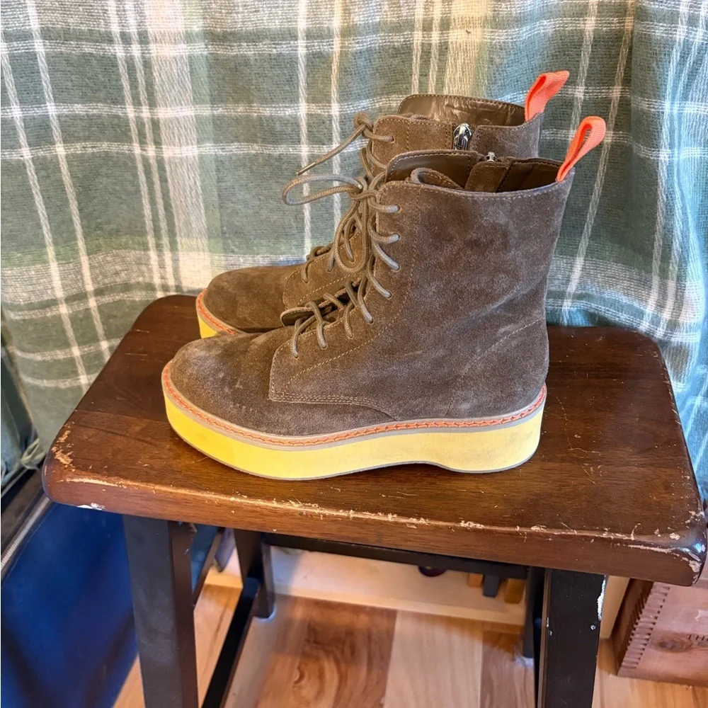 Urban Outfitters Gemma Suede platform Lace-Up Boots with Yellow Sole 8